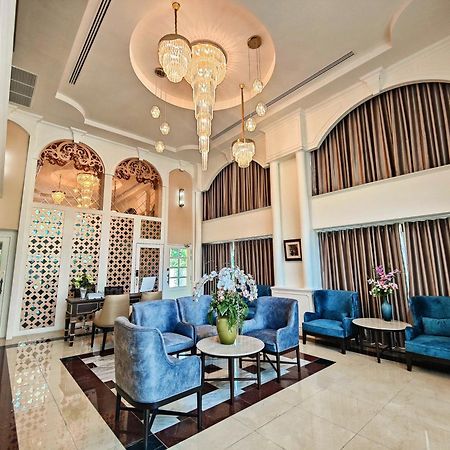 Siri Ratchadamnoen Bangkok Hotel エクステリア 写真
